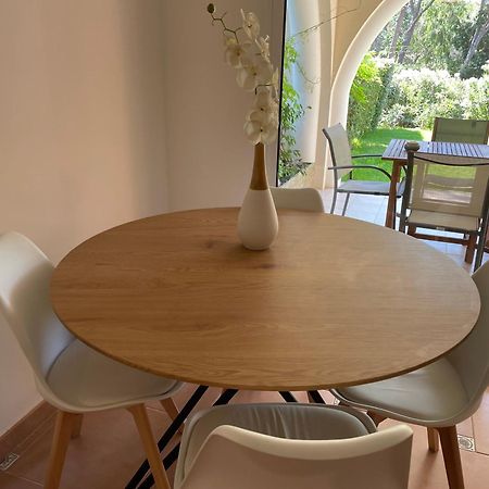 2 Pieces Saint Raphael Renove, Classe 4 Etoiles, 100 M Plages, Piscine, Tennis, Parc, Terrasse, Jardin Privatif エクステリア 写真