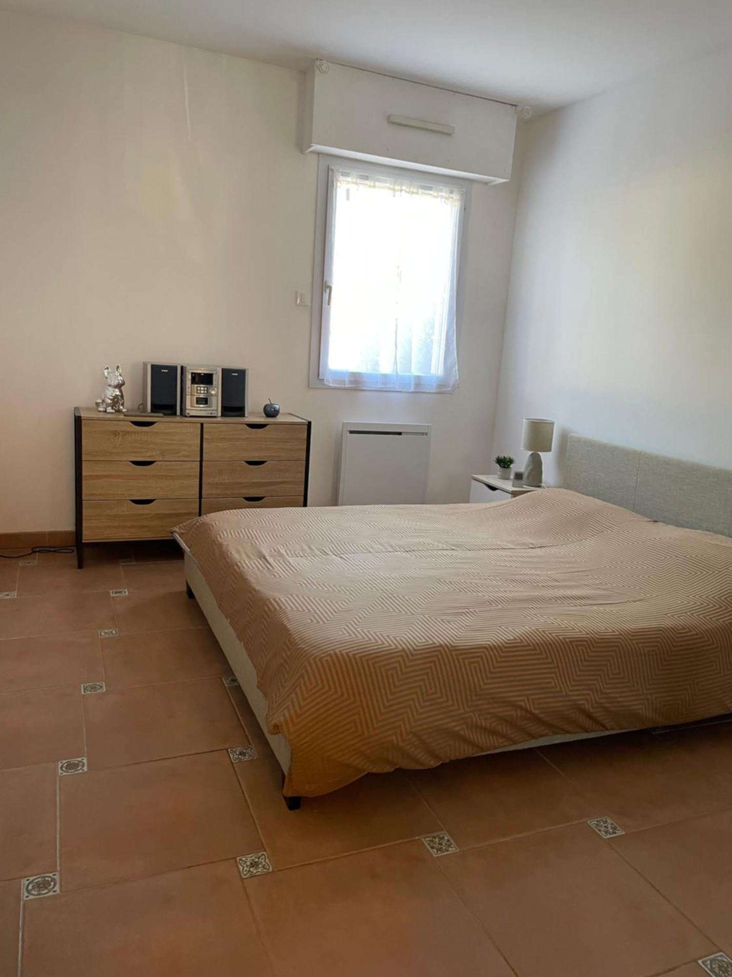 2 Pieces Saint Raphael Renove, Classe 4 Etoiles, 100 M Plages, Piscine, Tennis, Parc, Terrasse, Jardin Privatif エクステリア 写真